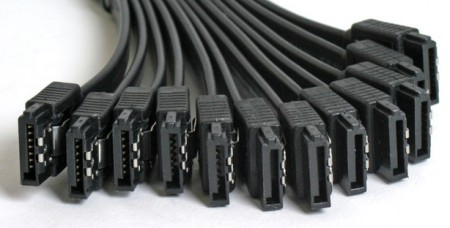 Какие основные различия между интерфейсами SCSI, SATA и IDE?