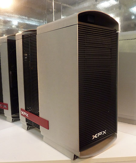 В XFX решили заняться корпусами