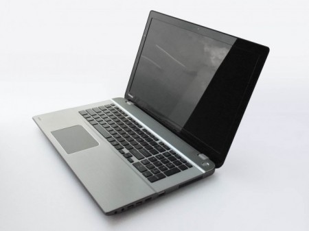 Toshiba Satellite S70 A   новый мощный ноутбук на Intel Core i7